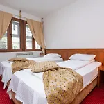 Garni By Blanket Collection 3*