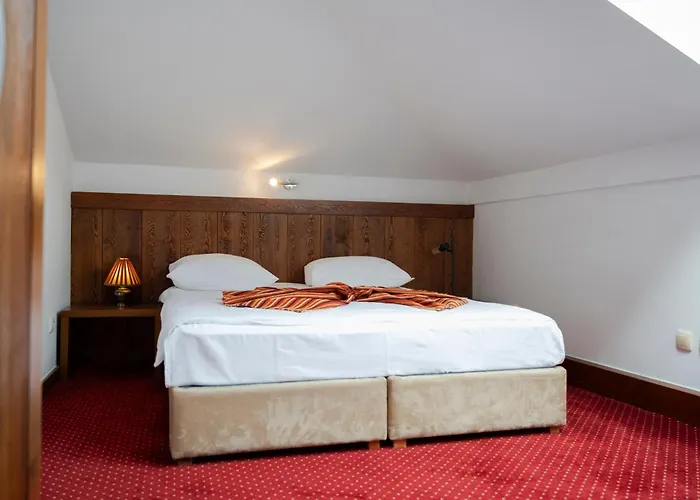 Hotel Garni By Blanket Collection